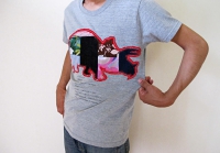 トリケラトプスのパッチワークのＴシャツ。（恐竜パッチワークＴシャツ）
